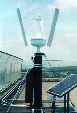 ジャイロミル形 風光ハイブリット発電装置